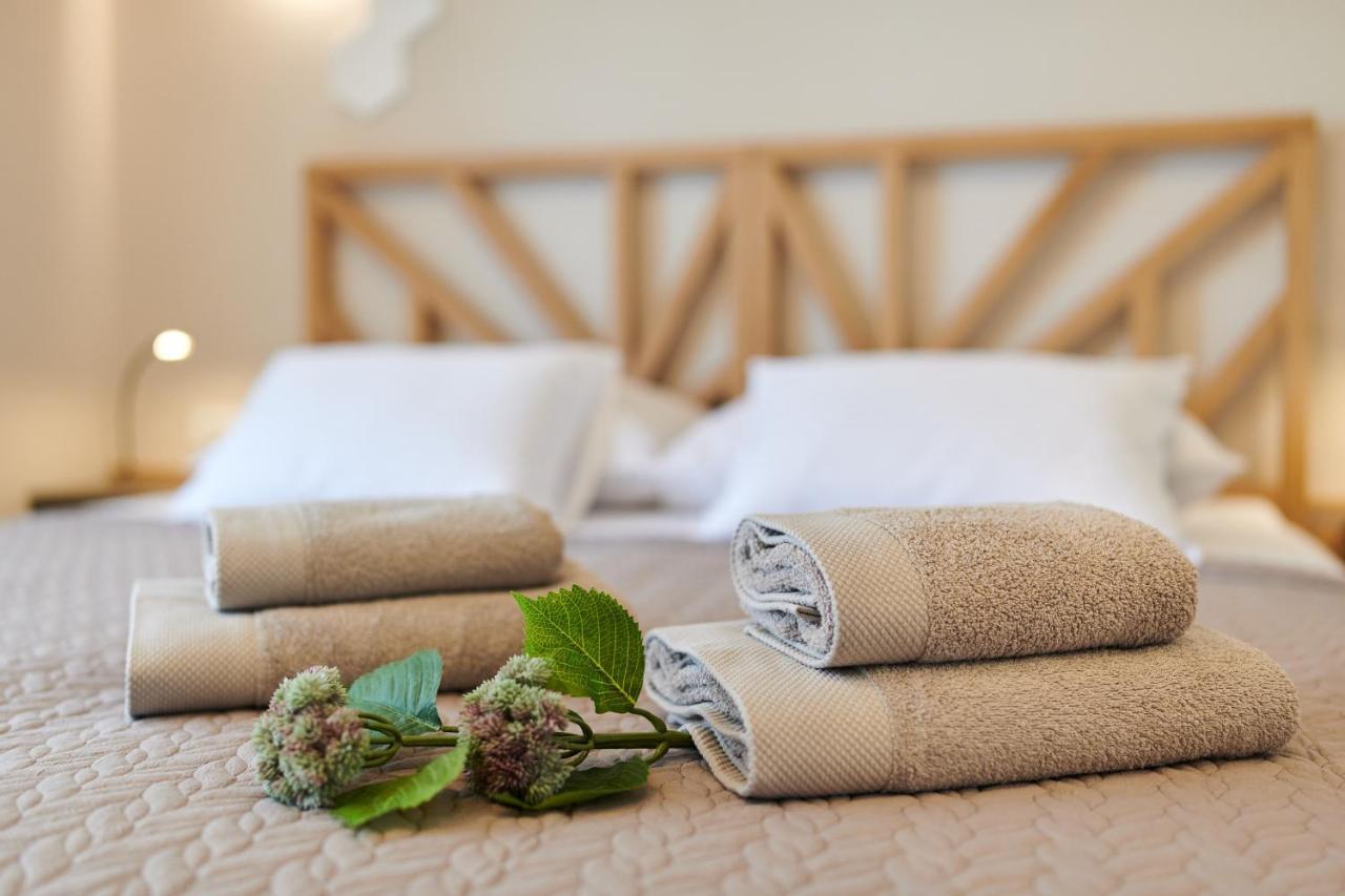 Rooms Izidoro Gasparini อูมัค ภายนอก รูปภาพ