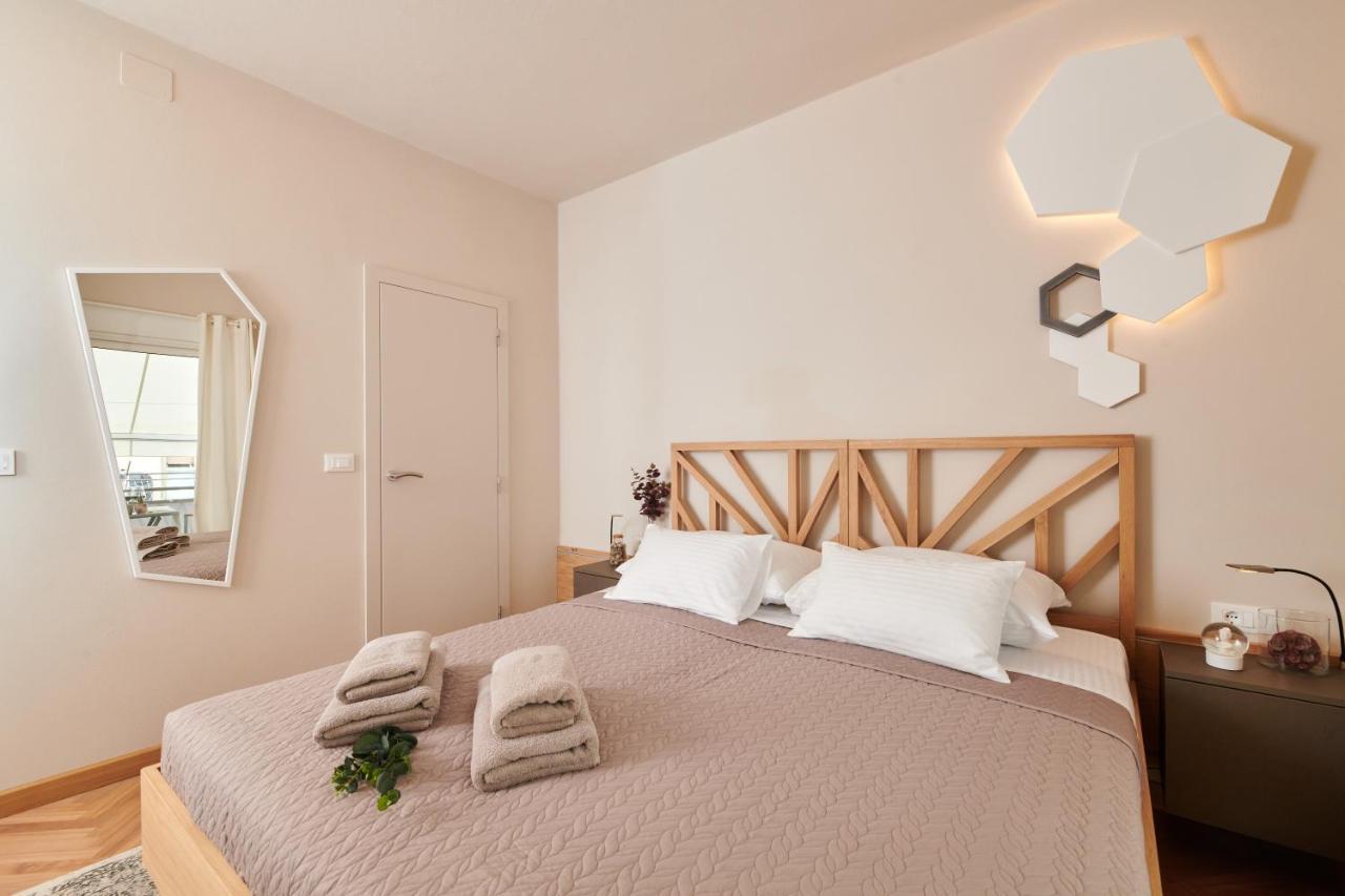 Rooms Izidoro Gasparini อูมัค ภายนอก รูปภาพ